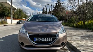 Peugeot 208 '12