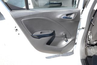 Opel Corsa 2017-thumb-7