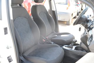 Opel Corsa 2017-thumb-10