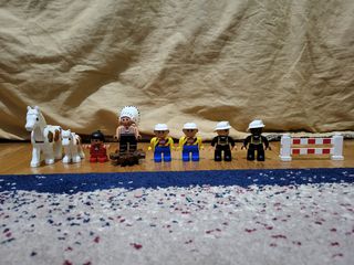 Lego Duplo 2 ζωάκια, 6 φιγούρες και 3 αξεσουάρ (αντικείμενα) σε ΕΞΑΙΡΕΤΙΚΗ κατάσταση