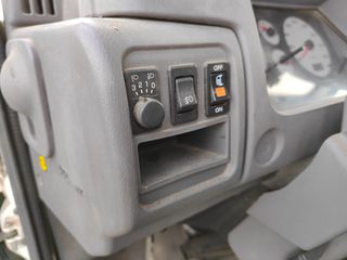 Γερανός-Φορτηγά Με Γερανό Nissan 2004-thumb-14