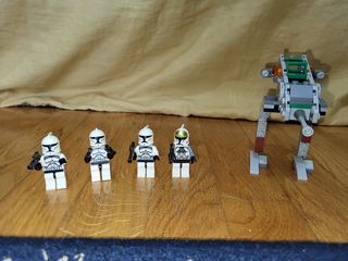 No. SY504B Space Wars με 4 φιγούρες Απομίμηση της lego!!! ΕΞΑΙΡΕΤΙΚΗ κατάσταση