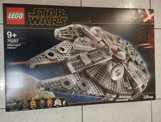 LEGO Star Wars Milennium Falcon (ΚΩΔ LEGO 75257)ΚΛΕΙΣΤΗ ΣΥΣΚΕΥΑΣΙΑ ΔΕΝ ΕΧΕΙ ΑΝΟΙΧΤΕΙ
