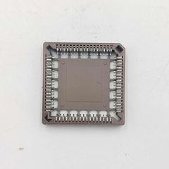 ΒΑΣΗ PLCC-68 SMD (5 TEMAXIA)