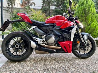 Ducati Streetfighter '23 V2