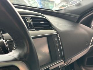 Jaguar XE 2015 20d R-Sport-thumb-54