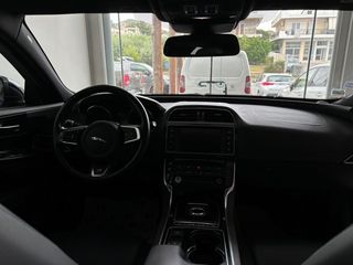 Jaguar XE 2015 20d R-Sport-thumb-58