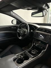 Jaguar XE 2015 20d R-Sport-thumb-32