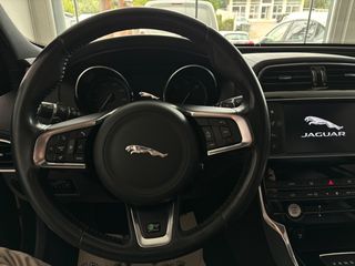 Jaguar XE 2015 20d R-Sport-thumb-44