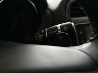 Jaguar XE 2015 20d R-Sport-thumb-46