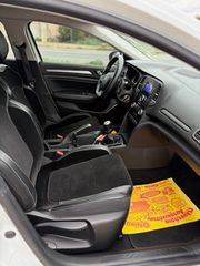 Renault Megane 2017-thumb-5