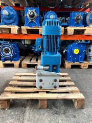 DEMAG ΜΕΙΩΤΗΡΑΣ ΓΙΑ ΓΕΡΑΝΟΓΕΦΥΡΑ 0,12/0,9KW(0.15/1.2HP) 4.2/30.1RPM-thumb-3