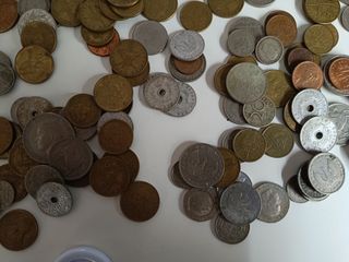 Τεράστια συλλογή από παλιά νομίσματα 