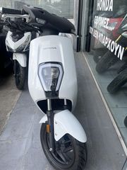 Honda 2024 EM1 e-thumb-1