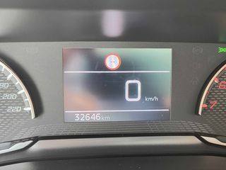 Peugeot 2008 2022 1.2 PureTech 100 Active-thumb-7
