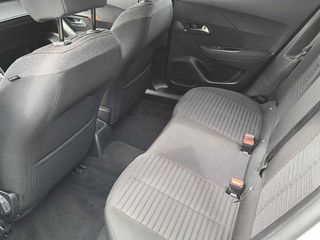 Peugeot 2008 2022 1.2 PureTech 100 Active-thumb-11