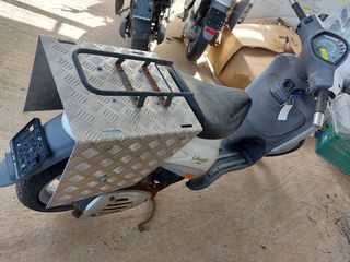 Piaggio Liberty 150 2017-thumb-6