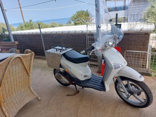 Piaggio Liberty 150 2017-thumb-9