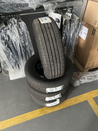 Continental UltraContact 215/65/R16