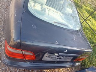 Mercedes-Benz 200 2001 Avantgarde-thumb-2