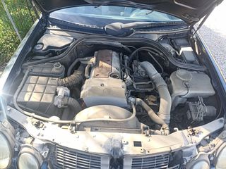 Mercedes-Benz 200 2001 Avantgarde-thumb-3