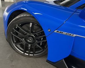 Maserati MC20 2023-thumb-12