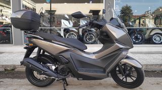 Kymco 2026 Skytown 125i E5+-thumb-10