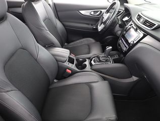 Nissan Qashqai 2018 1.6 dCi Tekna-thumb-14