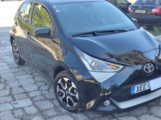 Toyota Aygo '20 X-Play Sport Connect 1.0