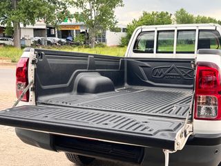 Toyota Hilux 2017-thumb-18