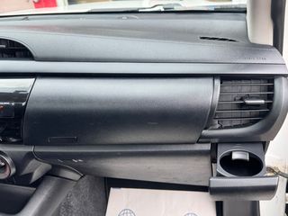 Toyota Hilux 2017-thumb-67