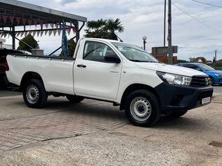 Toyota Hilux 2017-thumb-10