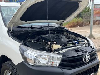 Toyota Hilux 2017-thumb-73