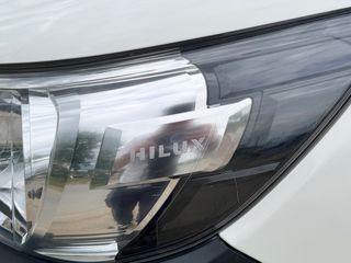 Toyota Hilux 2017-thumb-5