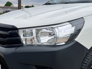Toyota Hilux 2017-thumb-4