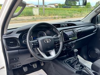Toyota Hilux 2017-thumb-38