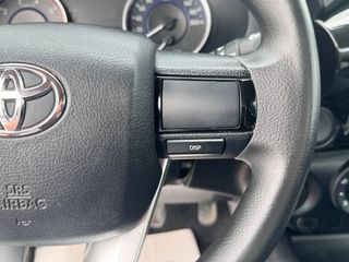 Toyota Hilux 2017-thumb-49
