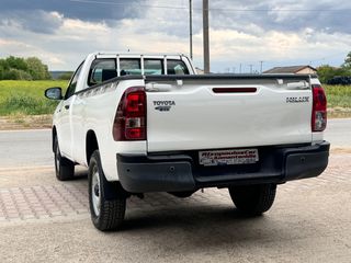 Toyota Hilux 2017-thumb-21
