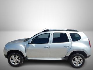 Dacia Duster 2012-thumb-2