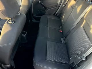 Peugeot 208 2018-thumb-10