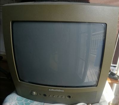 TV and antenna 
