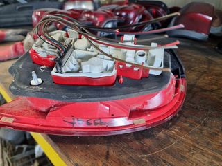 ΦΑΝΑΡΙ ΠΙΣΩ ΑΡΙΣΤΕΡΑ VW PASSAT-thumb-2