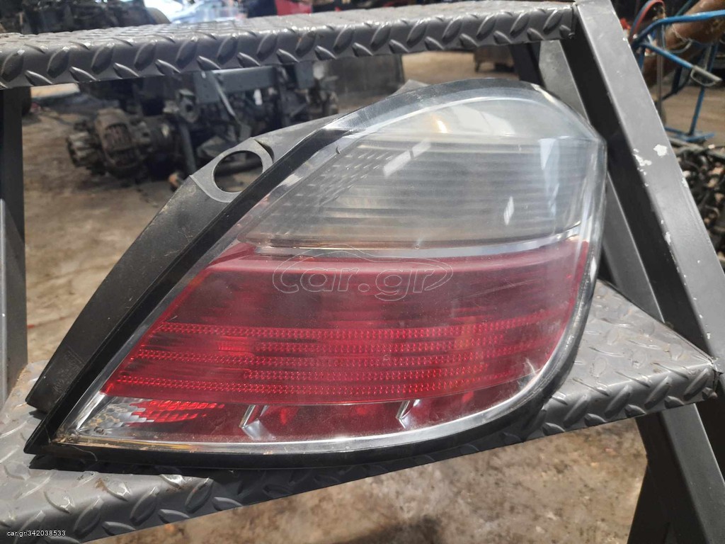 ΦΑΝΑΡΙ ΠΙΣΩ ΔΕΞΙΑ OPEL ASTRA
