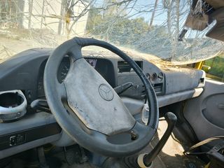 Mercedes sprinter -thumb-10