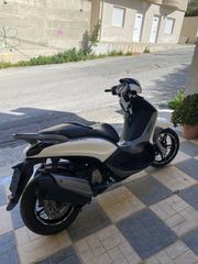 Piaggio Beverly 350 SportTouring '14