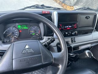 Ανατροπή Mitsubishi 2017 FUSO-thumb-8