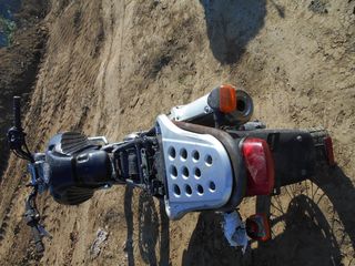SUZUKI XF 650 FREEWIND -thumb-4