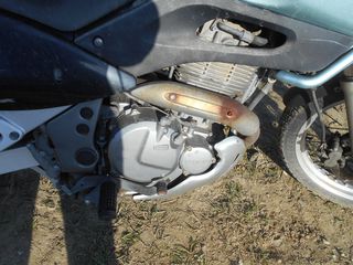 SUZUKI XF 650 FREEWIND -thumb-5
