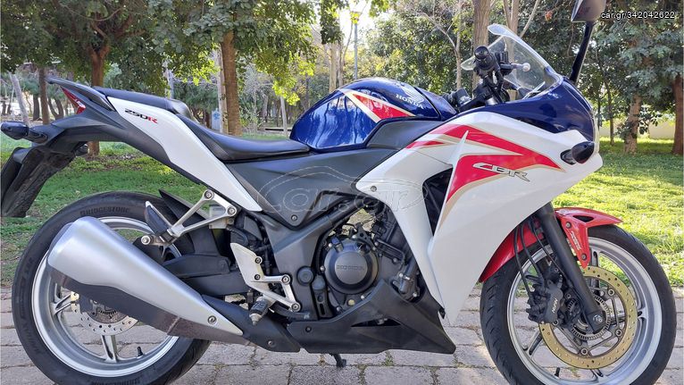 honda cbr 250 cc bike