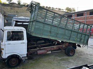 Ανατροπή Mercedes-Benz 1989 608-thumb-2